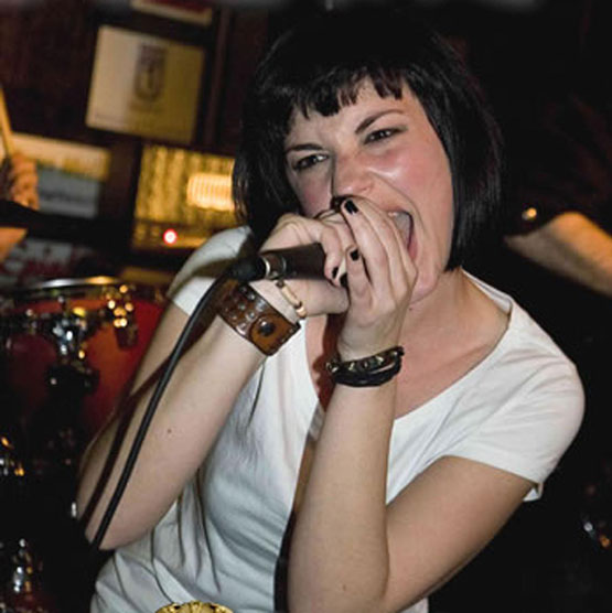 Ana Arroyo, vocalista de Alien Suite