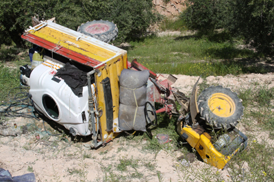 Motocultor accidentado