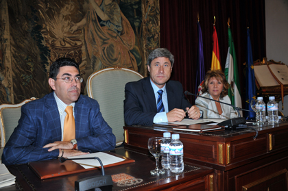 Francisco Puldio, Presidente de la Diputaci�n en el centro. 