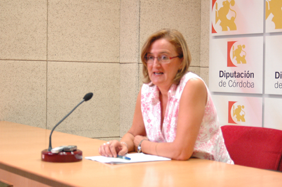 Reyes Lopera, Delegada de Servicios Sociales de la Diputaci�n de C�rdoba