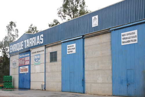 Nave de la izquierda donde trabajaba el fallecido